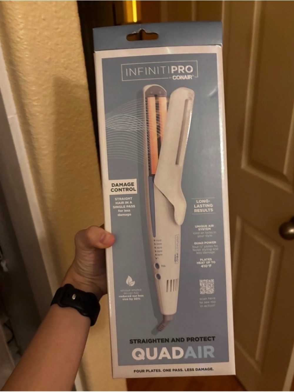 InfinitiPRO by Conair QuadAir Flat Iron NEW IN BOX
